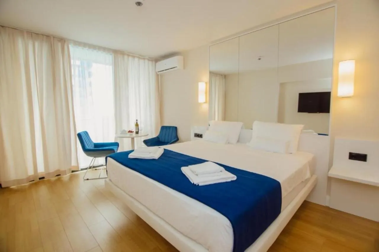 Superior Apartments Orbi City Sea View Батуми 5*,